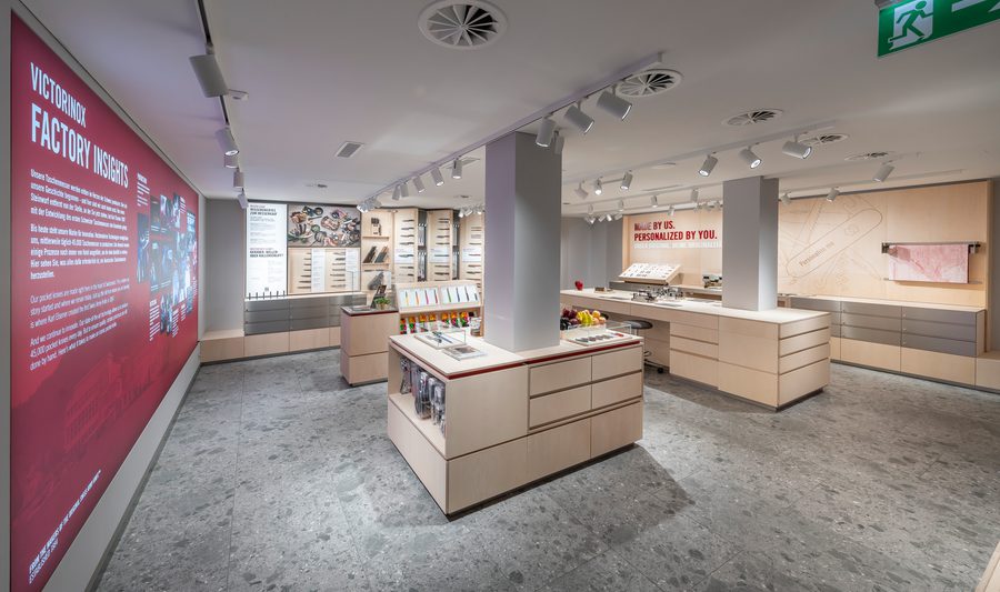 2022 Store Brunnen UG2 D Tacke 3