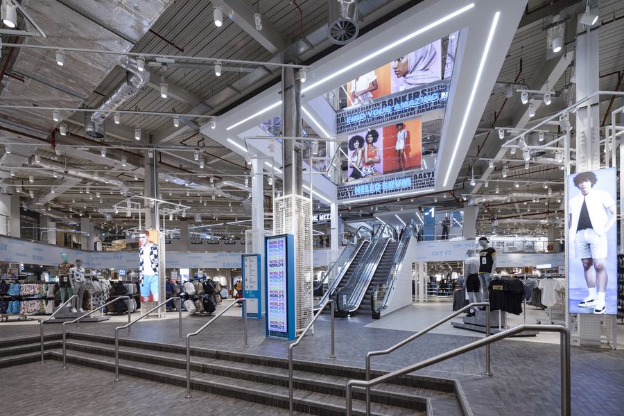 Primark Birmingham atrium 2