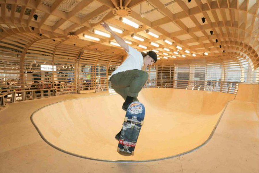 Selfridges Skate Bowl e1542110706446